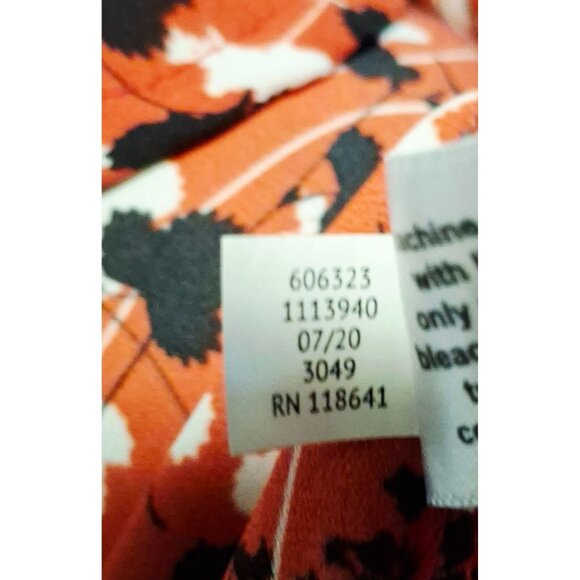 Lane Bryant Red & Black Like New Floral Button-Down Blouse Size 14/16 With Ruffl - Picture 9 of 11